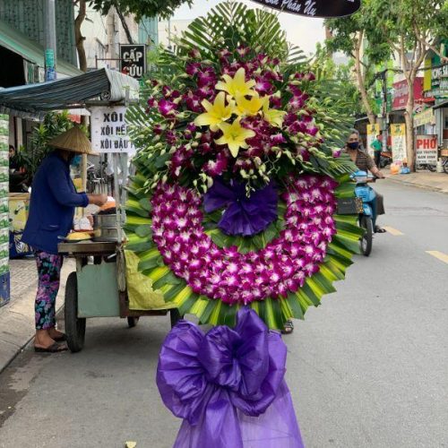Đặt Vòng Hoa Đám Tang Giá Rẻ ở Đà Nẵng