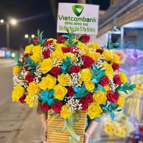 Hoa Giỏ Chúc Mừng Vàng Đỏ Đà Nẵng #016