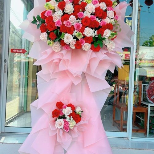 Lẵng hoa hồng ba màu khai trương Đà Nẵng